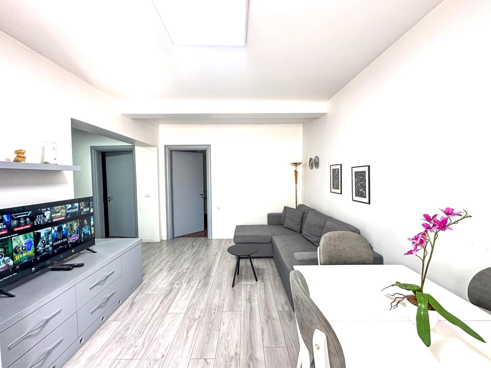 City Center 2Br Apartment Tirana Buitenkant foto